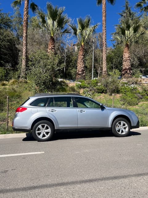 SUBARU OUTBACK 2.5 LIMITED AWD 2014, foto 1