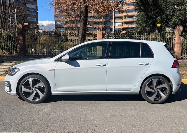 VOLKSWAGEN GOLF GTI 2.0 HB 2019, foto 1